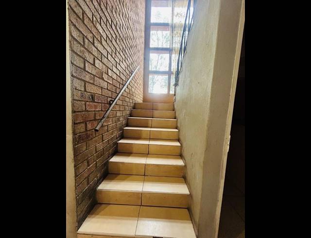 5 BEDROOM HOUSE FOR SALE IN BOKSBURG NORTH